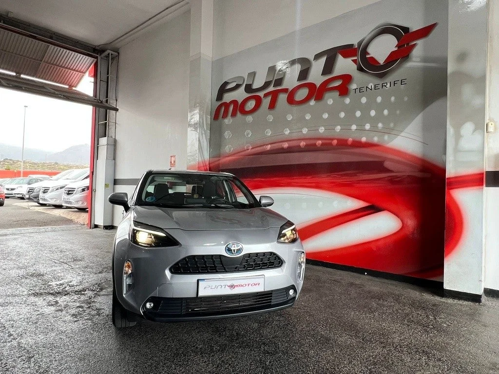 TOYOTA Yaris Cross 120H Adventure